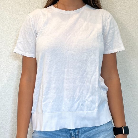 White Blouse with scalloped hemming, size Small - Picture 1 of 6